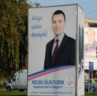 Prima victimă a campaniei electorale: PDL-istul Mocan, "tăiat" zdrenţe cu cuţitul 